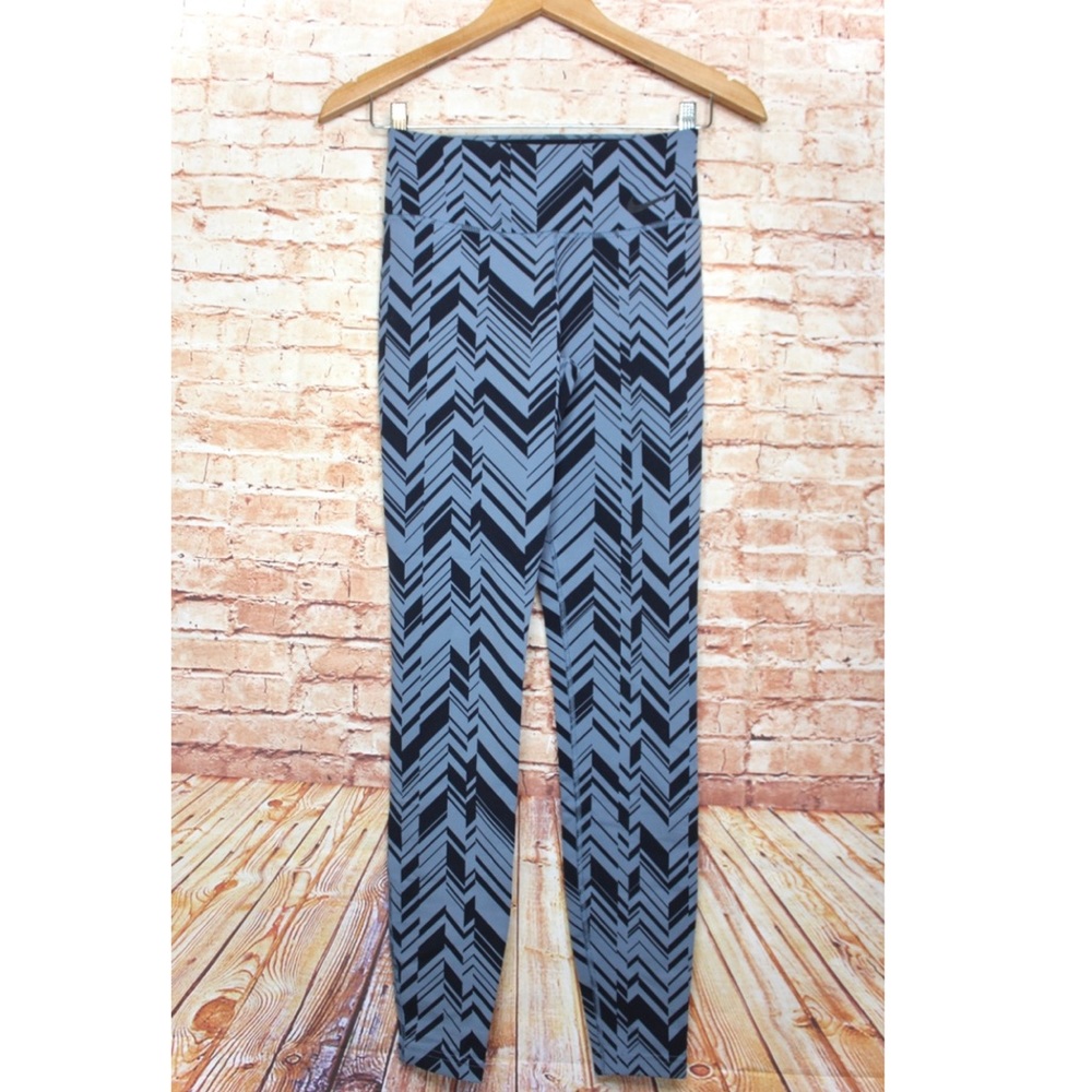 Nike | Blue Gray/Black Pattern Dri-Fit Leggings